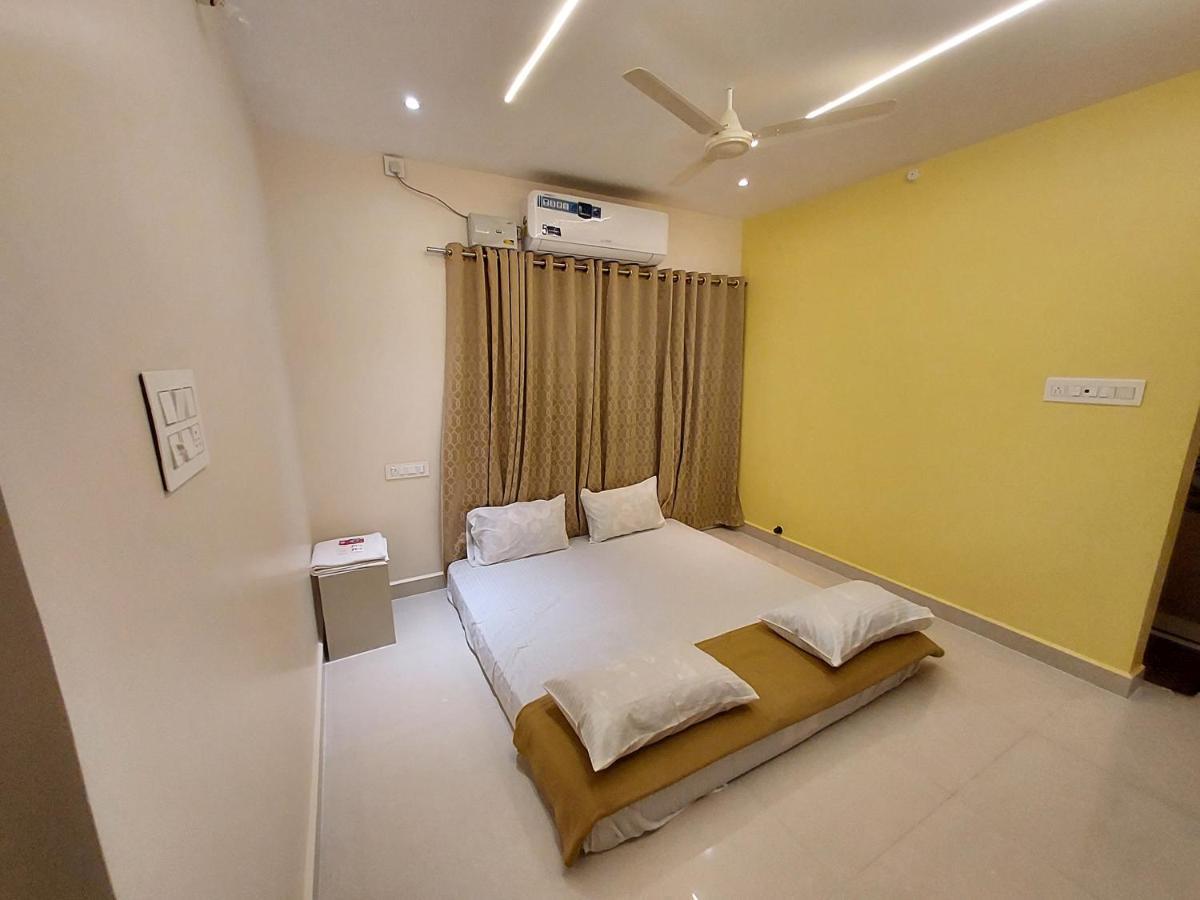 Srirangam Service Apartment Tiruchirappalli Экстерьер фото