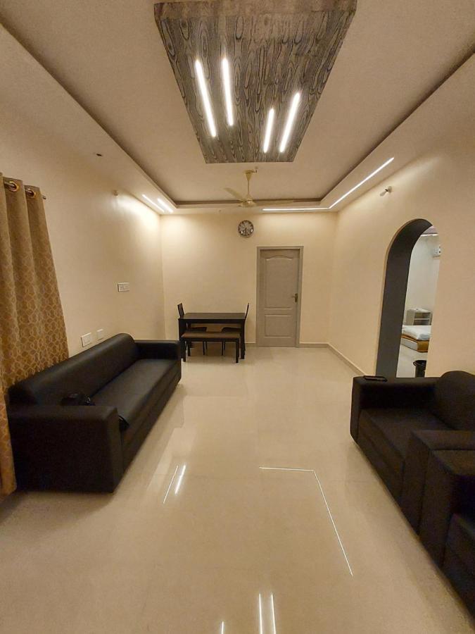 Srirangam Service Apartment Tiruchirappalli Экстерьер фото