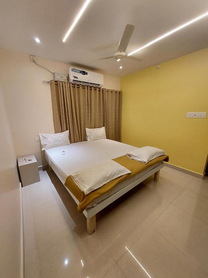 Srirangam Service Apartment Tiruchirappalli Экстерьер фото