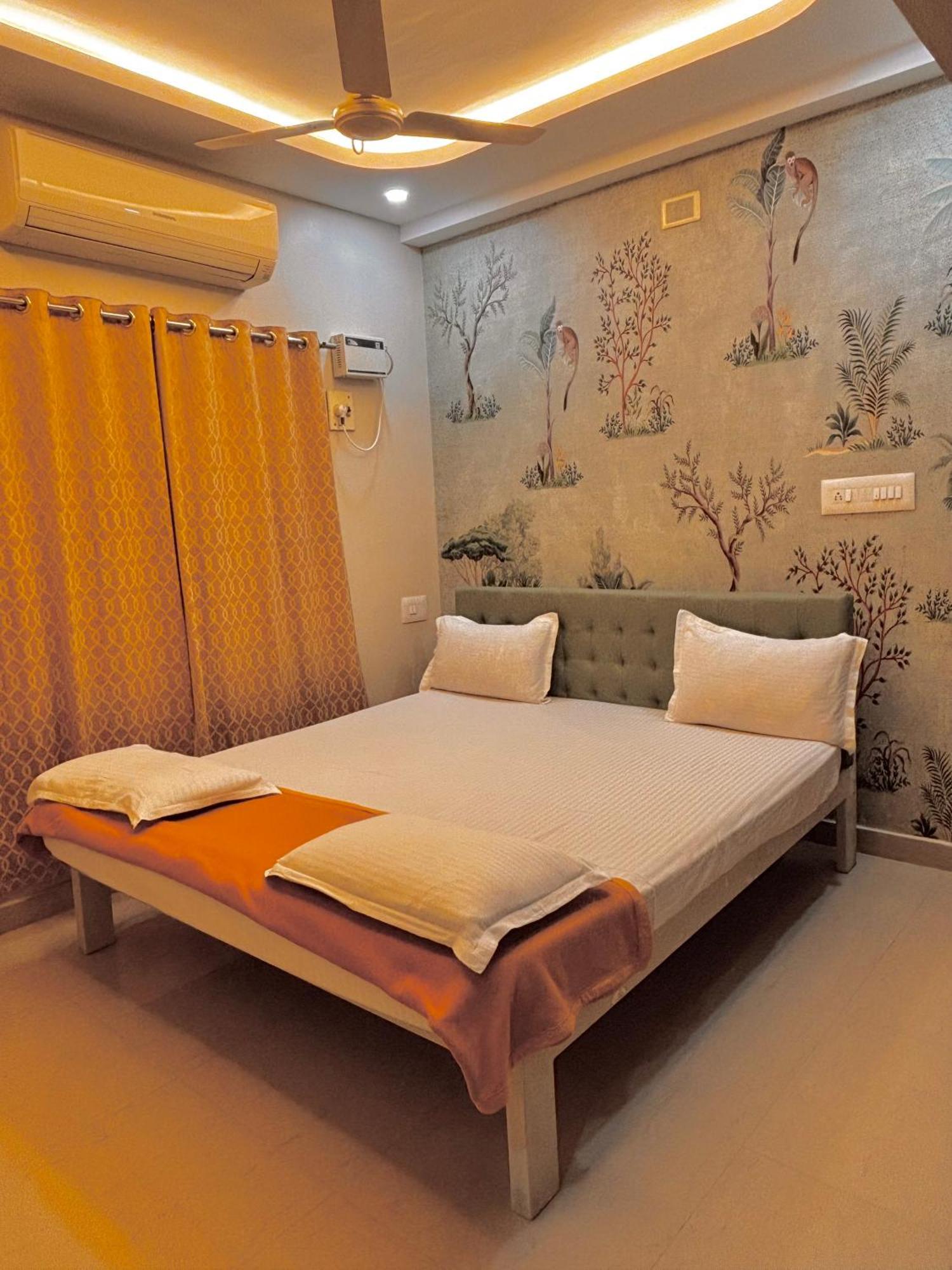 Srirangam Service Apartment Tiruchirappalli Экстерьер фото