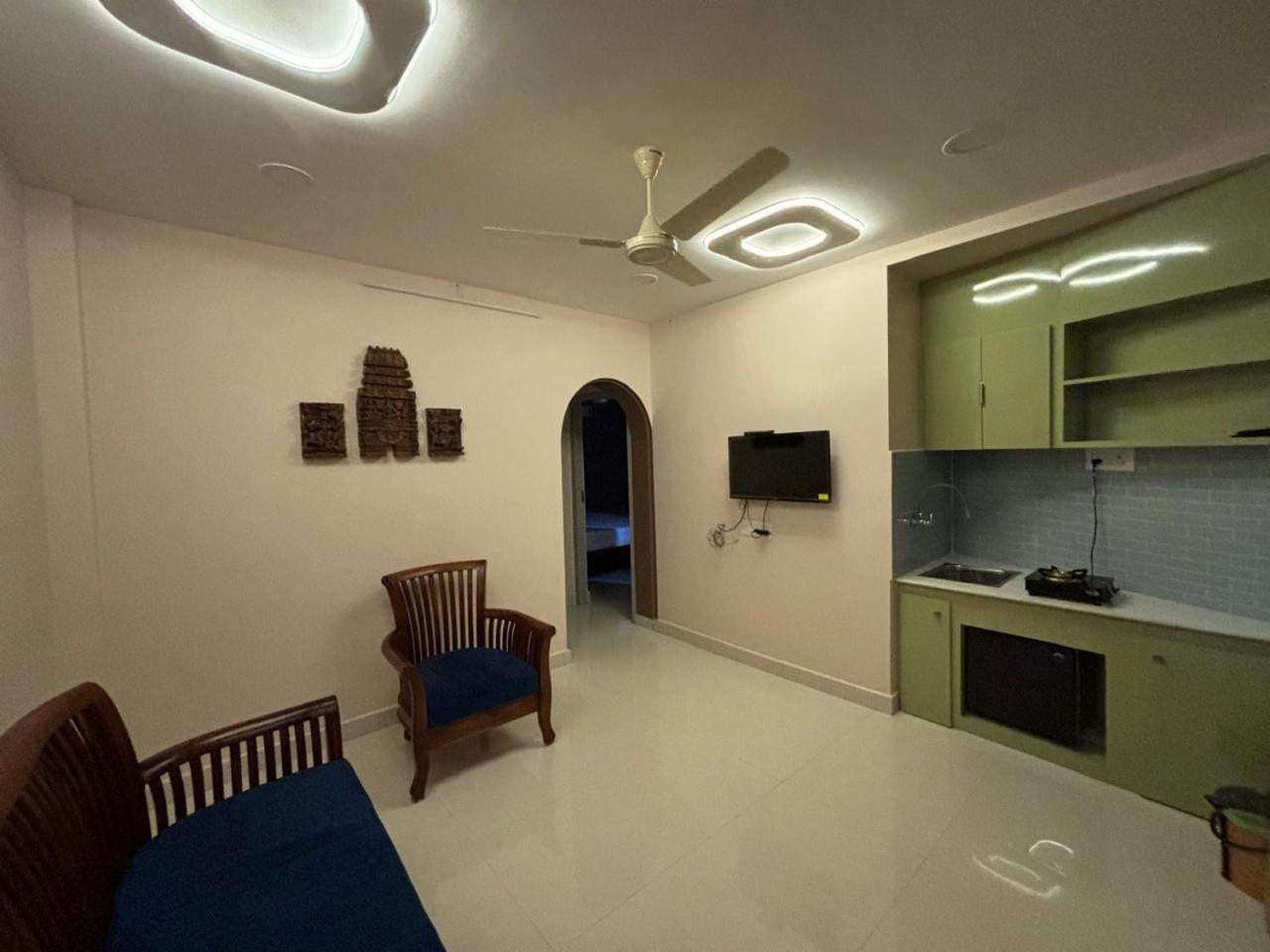 Srirangam Service Apartment Tiruchirappalli Экстерьер фото