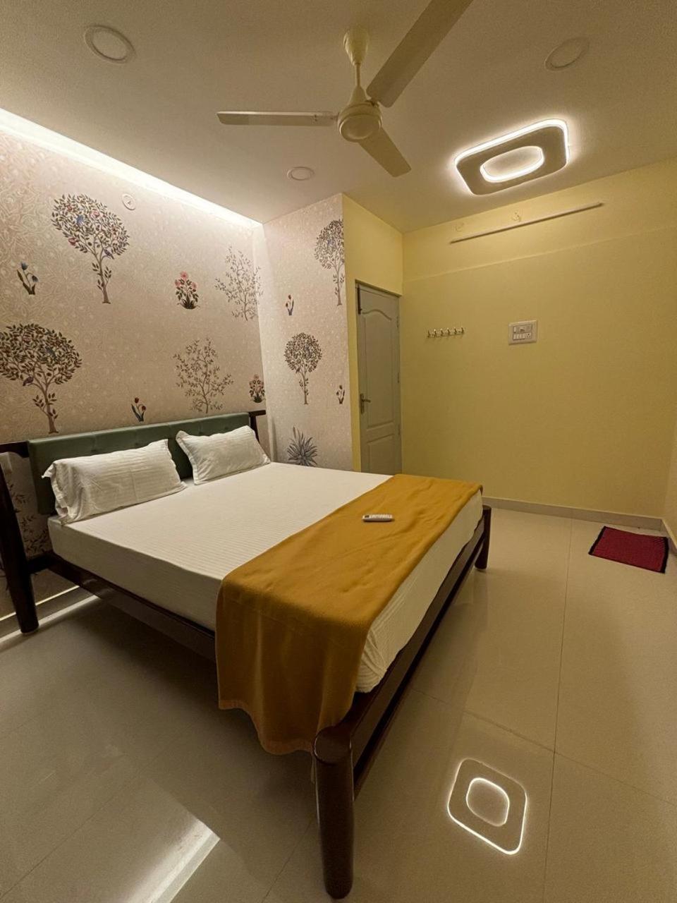 Srirangam Service Apartment Tiruchirappalli Экстерьер фото