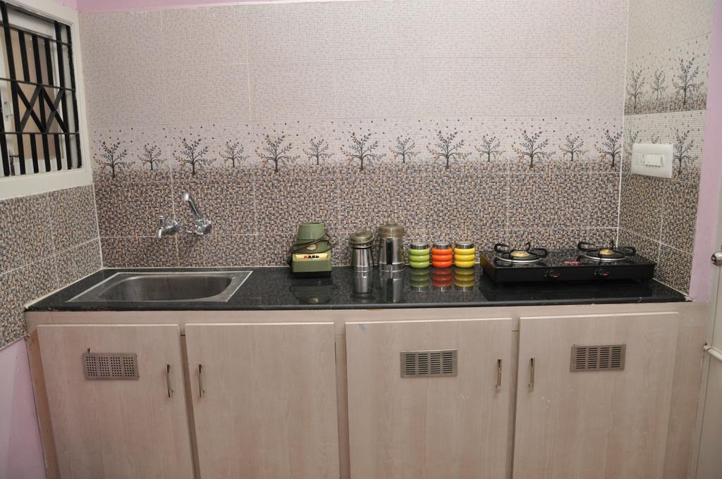 Srirangam Service Apartment Tiruchirappalli Экстерьер фото